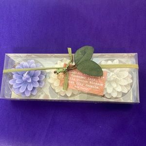 Chesapeake Bay Candle scented flower candles